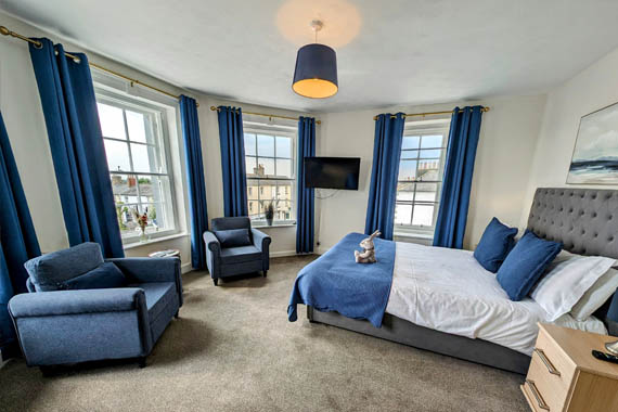 hotel room at the graham arms inn longtown