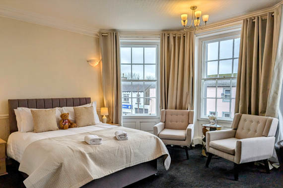 available hotel rooms at the graham arms inn longtown