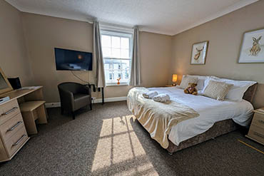 hotel room at the graham arms inn