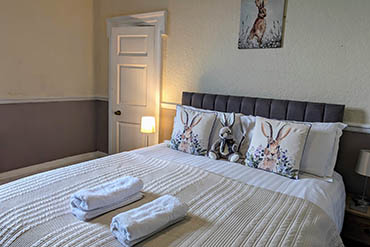 hotel room at the graham arms inn