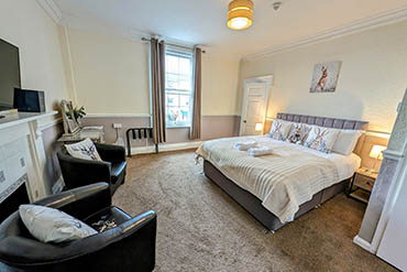 hotel room at the graham arms inn
